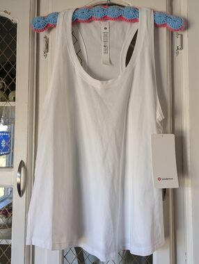 Lululemon Athletica Love Tank White Scoop Neck Racerback Tank